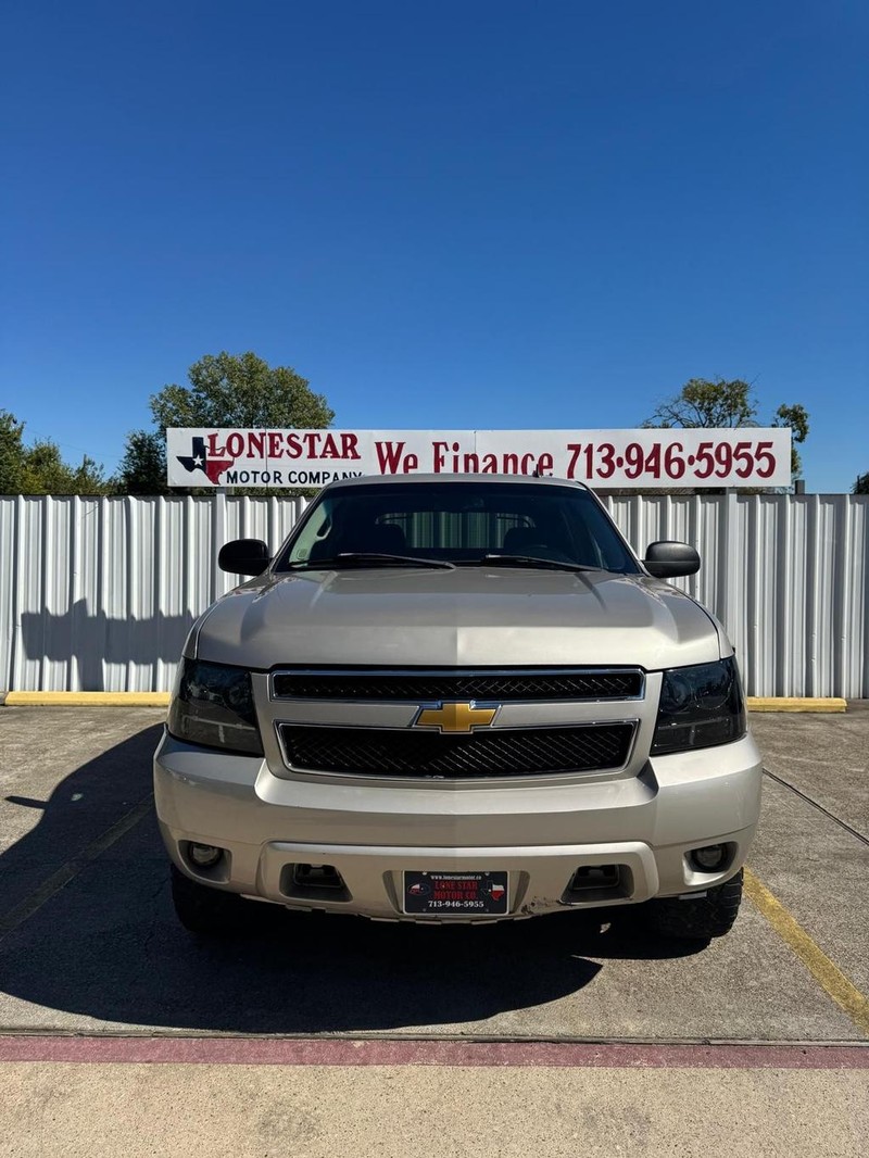 Chevrolet Avalanche Vehicle Full-screen Gallery Image 03