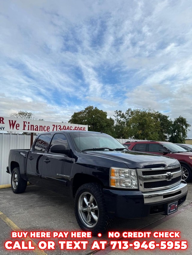 Chevrolet Silverado 1500 2WD LT w/1LT Crew Cab - Pasadena TX