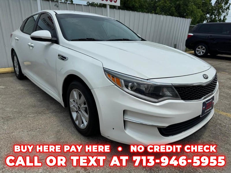 2016 Kia Optima LX AT's photo