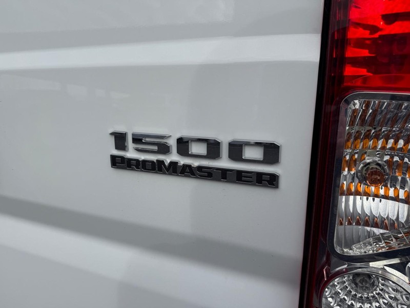 Ram ProMaster Cargo Van Vehicle Full-screen Gallery Image 4