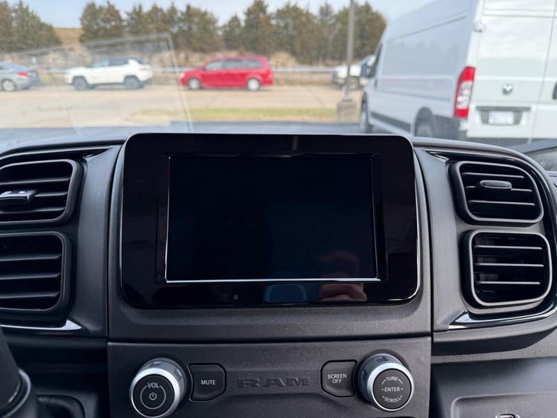 Ram ProMaster Cargo Van Vehicle Full-screen Gallery Image 10