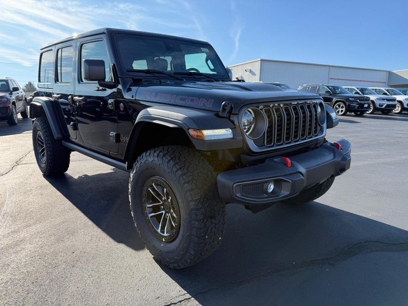 Jeep Wrangler Vehicle Full-screen Gallery Image 2