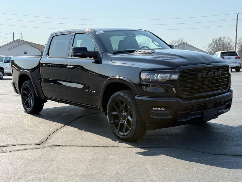 Ram 1500 Vehicle Full-screen Gallery Image 2