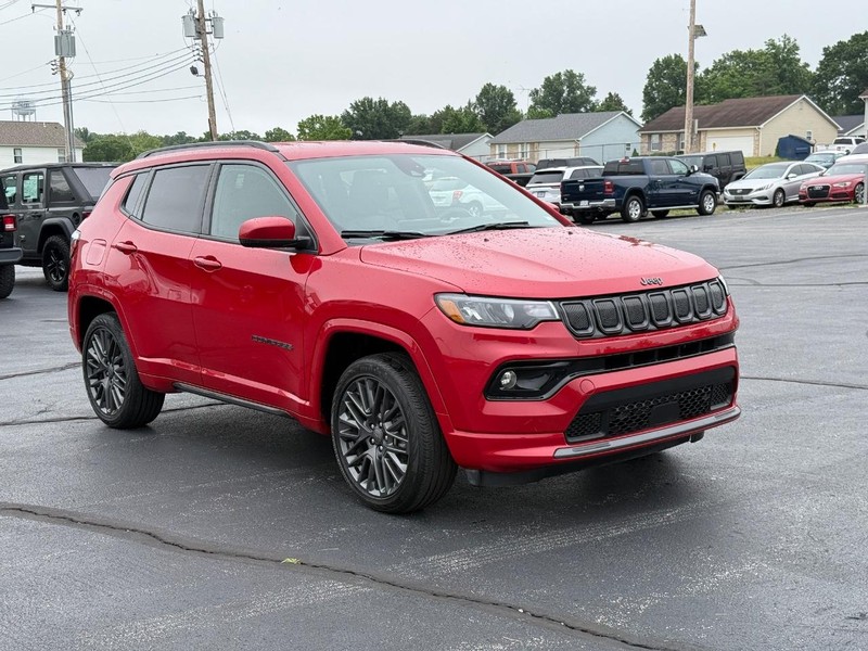 Jeep Compass Vehicle Full-screen Gallery Image 2