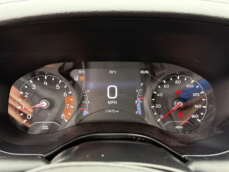 Jeep Compass Vehicle Full-screen Gallery Image 19