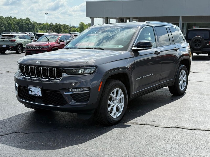 Jeep Grand Cherokee Vehicle Full-screen Gallery Image 9