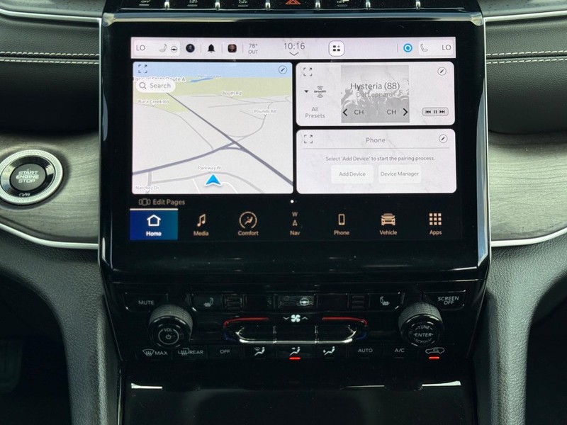 Jeep Grand Cherokee Vehicle Full-screen Gallery Image 14