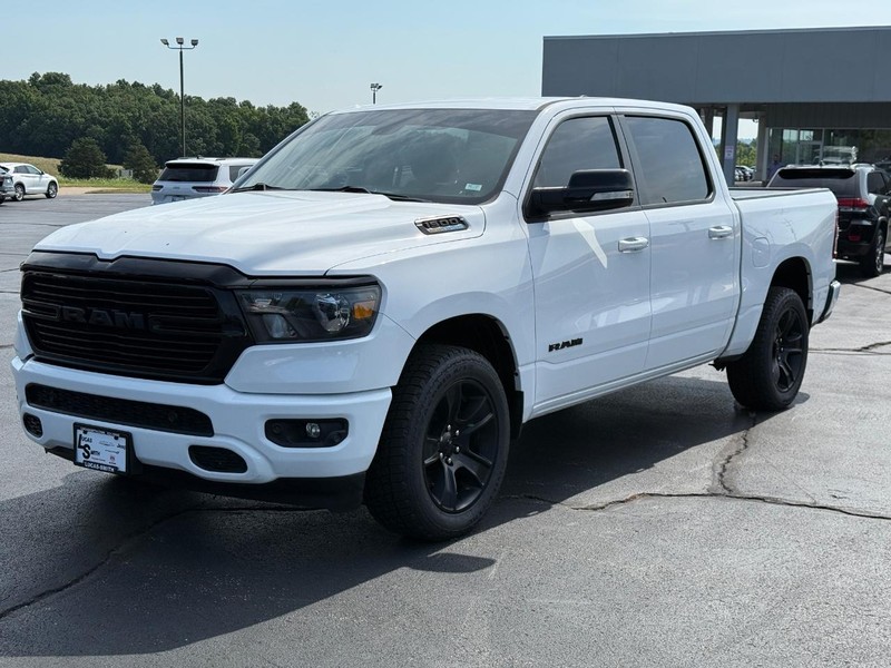 Ram 1500 Vehicle Full-screen Gallery Image 8