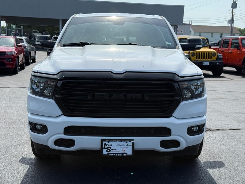 Ram 1500 Vehicle Full-screen Gallery Image 10