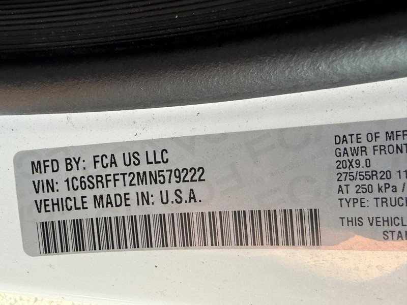 Ram 1500 Vehicle Full-screen Gallery Image 24