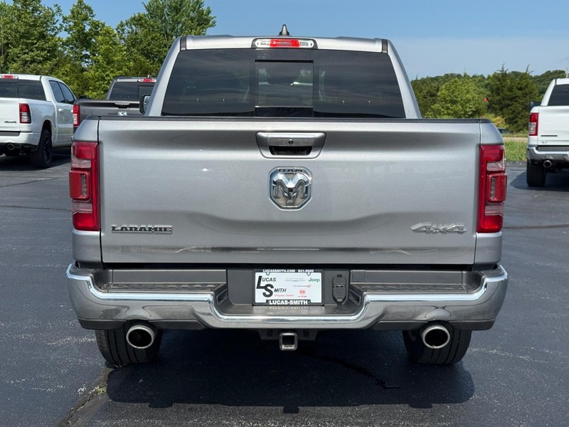 Ram 1500 Vehicle Full-screen Gallery Image 5