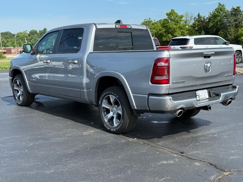 Ram 1500 Vehicle Full-screen Gallery Image 6