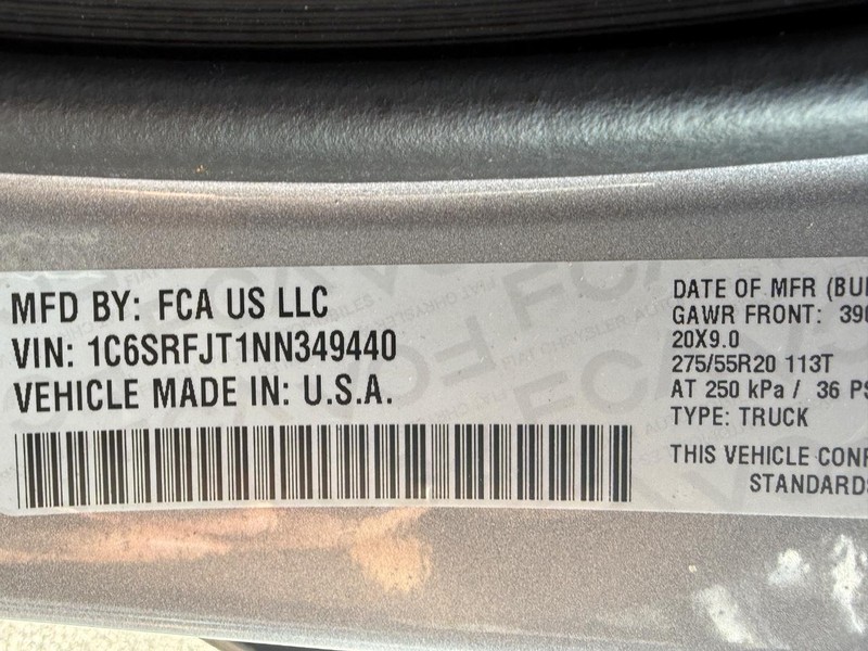 Ram 1500 Vehicle Full-screen Gallery Image 24