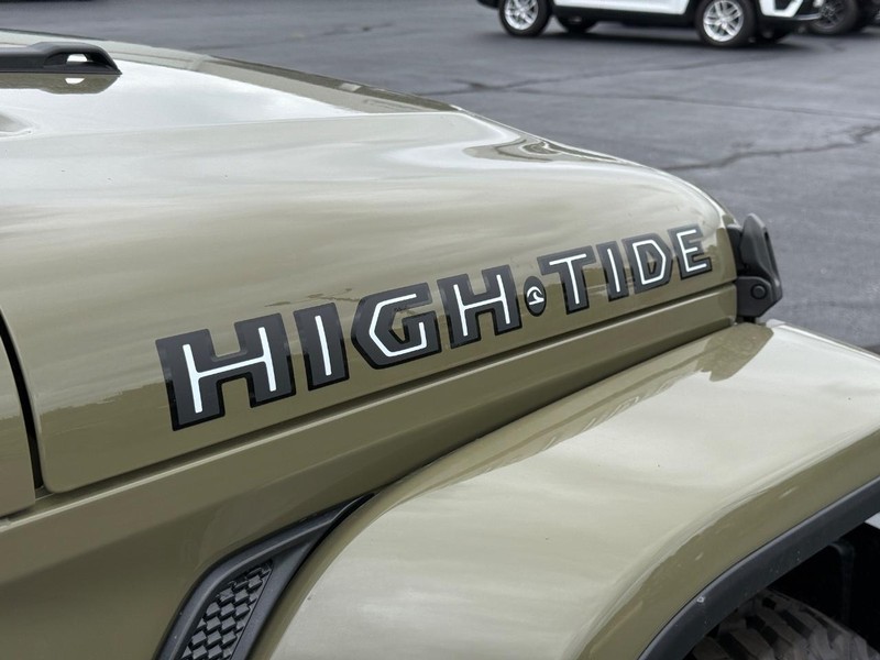 Jeep Gladiator Vehicle Full-screen Gallery Image 6