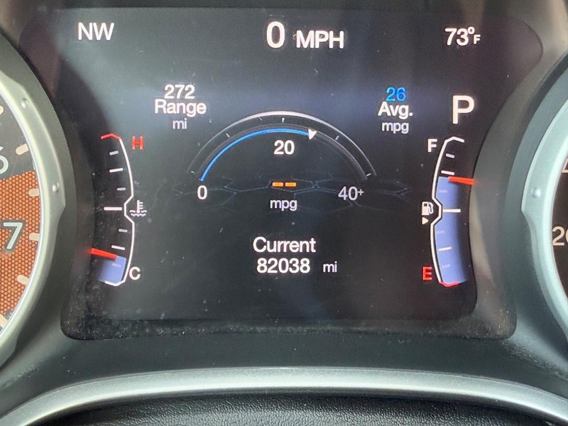 Jeep Compass Vehicle Full-screen Gallery Image 20
