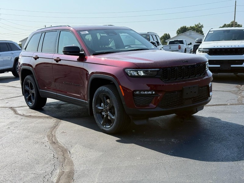 Jeep Grand Cherokee Vehicle Full-screen Gallery Image 2