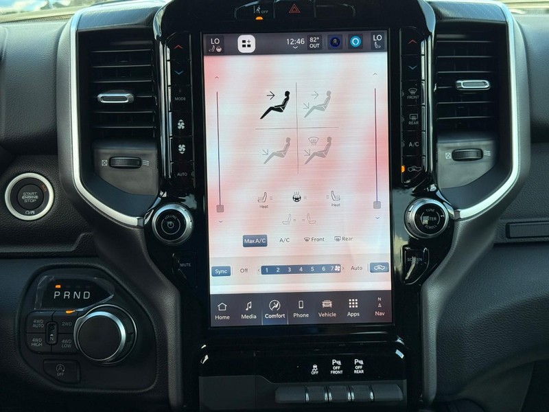 Ram 1500 Vehicle Full-screen Gallery Image 9