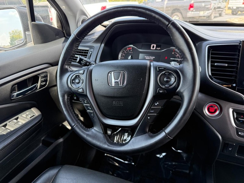 Honda Ridgeline Vehicle Full-screen Gallery Image 11