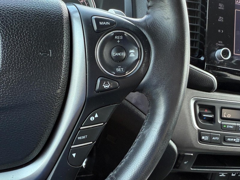 Honda Ridgeline Vehicle Full-screen Gallery Image 17