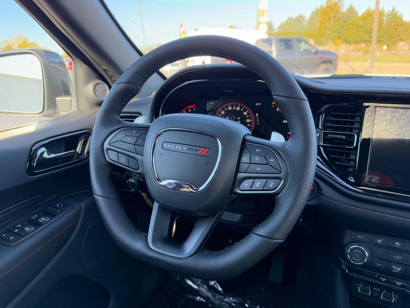 Dodge Durango Vehicle Full-screen Gallery Image 9