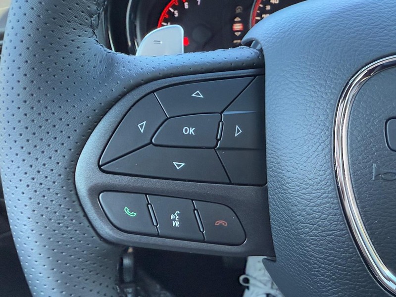 Dodge Durango Vehicle Full-screen Gallery Image 14