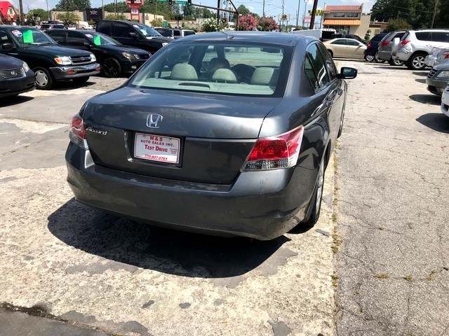 Honda Accord Sedan Vehicle Full-screen Gallery Image 4