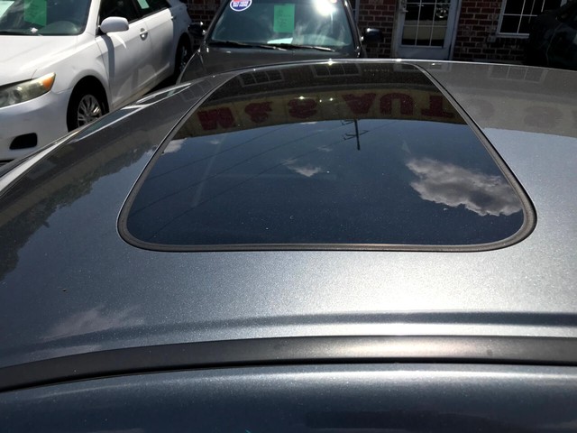 Honda Accord Sedan Vehicle Full-screen Gallery Image 7