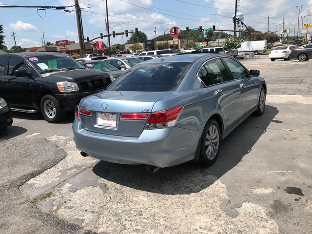 Honda Accord Sedan Vehicle Full-screen Gallery Image 5