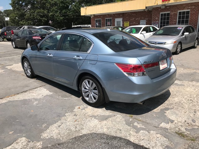 Honda Accord Sedan Vehicle Full-screen Gallery Image 7