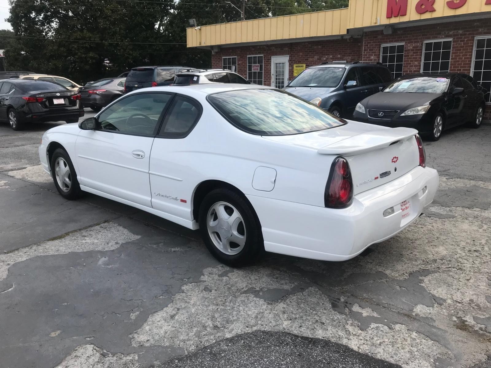 Chevrolet Monte Carlo Vehicle Full-screen Gallery Image 7
