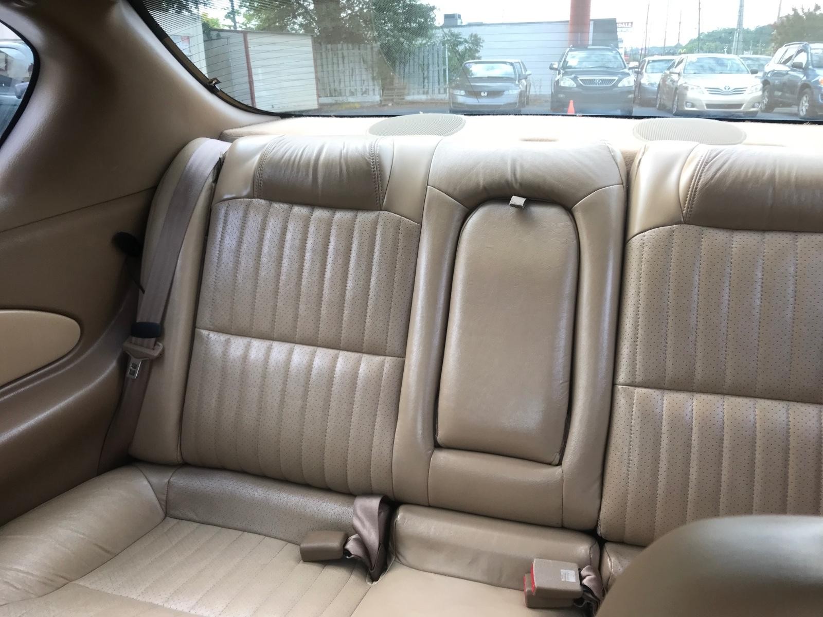 Chevrolet Monte Carlo Vehicle Full-screen Gallery Image 12
