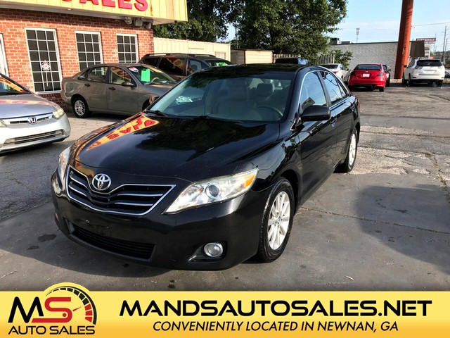 Toyota Camry XLE V6 - Newnan GA