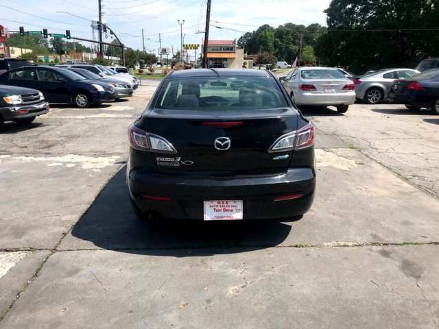 Mazda Mazda3 Sedan Vehicle Full-screen Gallery Image 6