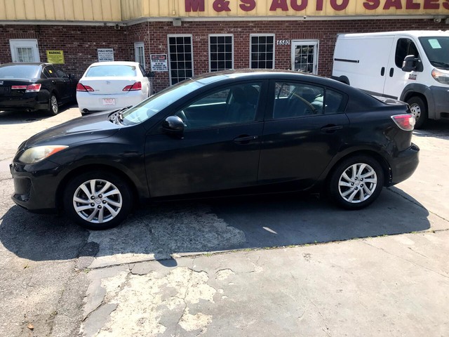 Mazda Mazda3 Sedan Vehicle Full-screen Gallery Image 8