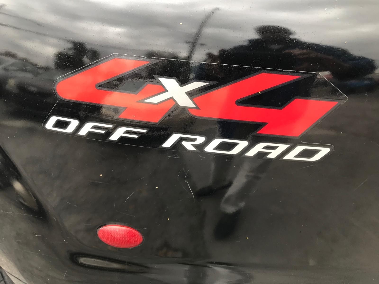 Ford Super Duty F-450 DRW Vehicle Full-screen Gallery Image 8