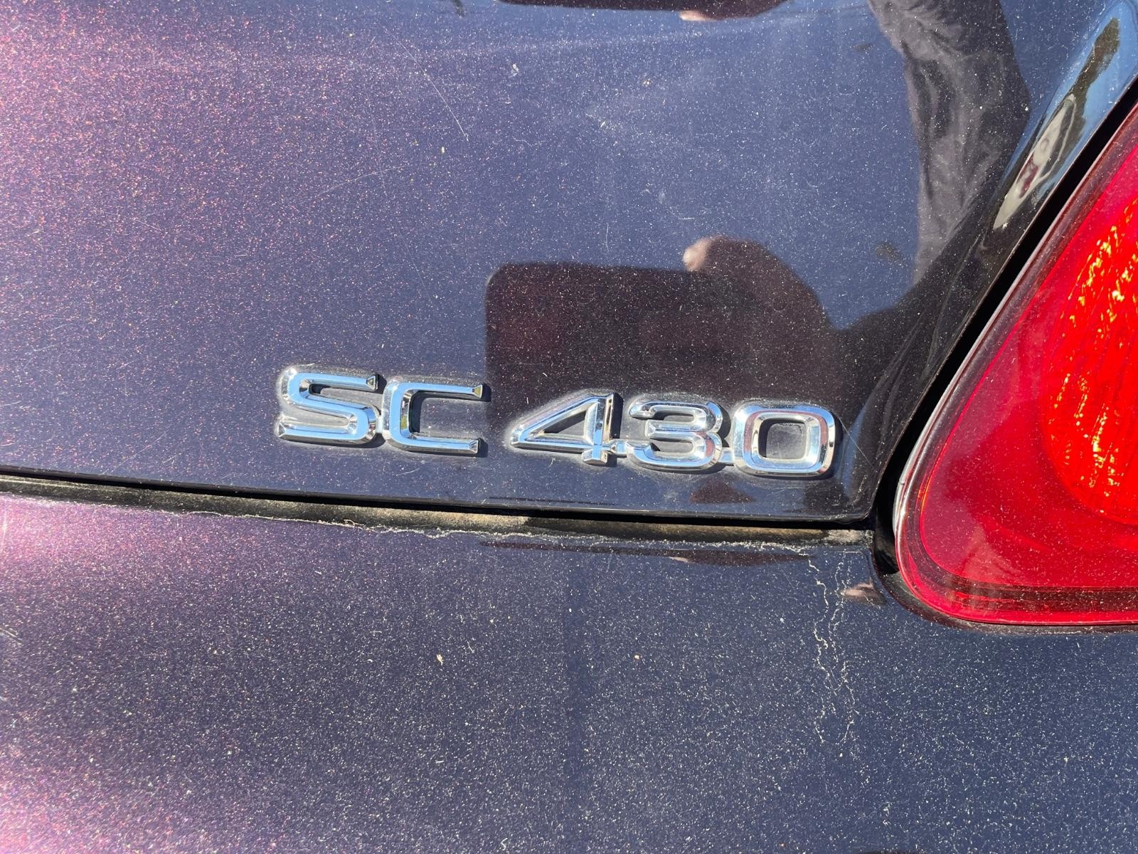 Lexus SC 430 Vehicle Full-screen Gallery Image 6