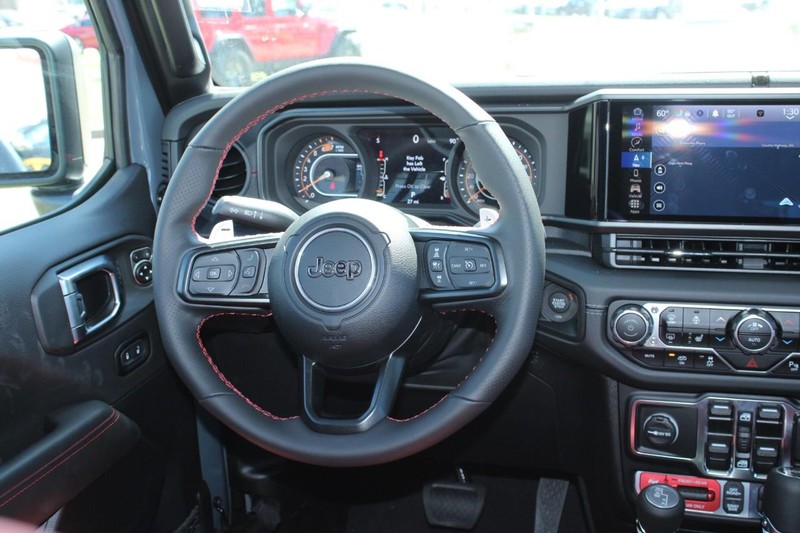 Jeep Wrangler Vehicle Full-screen Gallery Image 11
