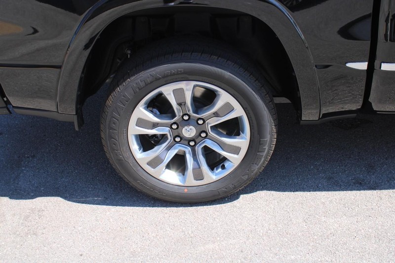 Ram 1500 Vehicle Full-screen Gallery Image 8