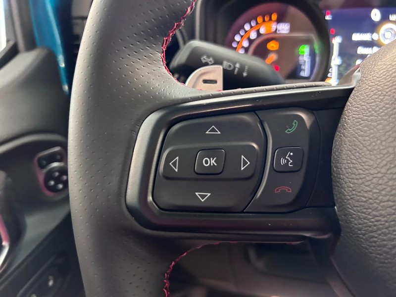 Jeep Wrangler Vehicle Full-screen Gallery Image 11