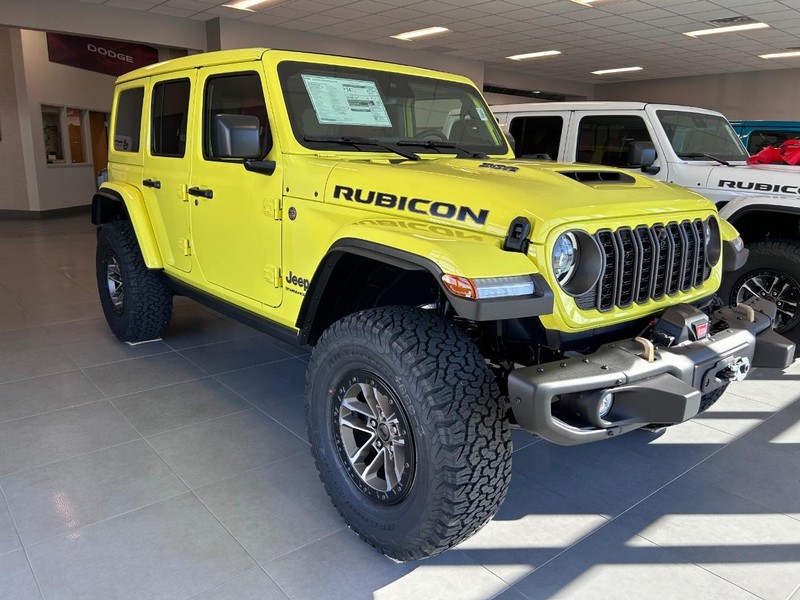 Jeep Wrangler Vehicle Full-screen Gallery Image 3