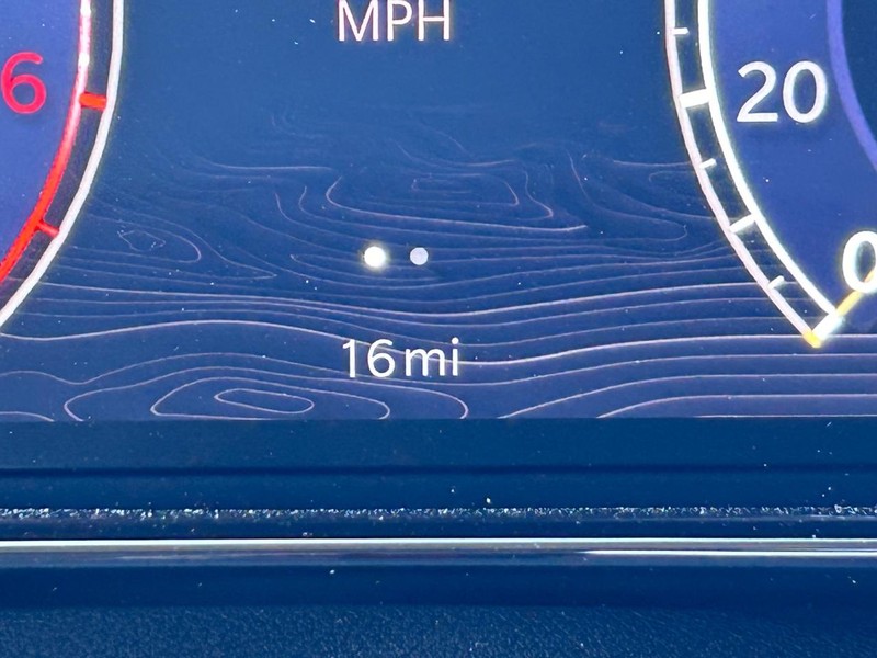 Jeep Wagoneer Vehicle Full-screen Gallery Image 26