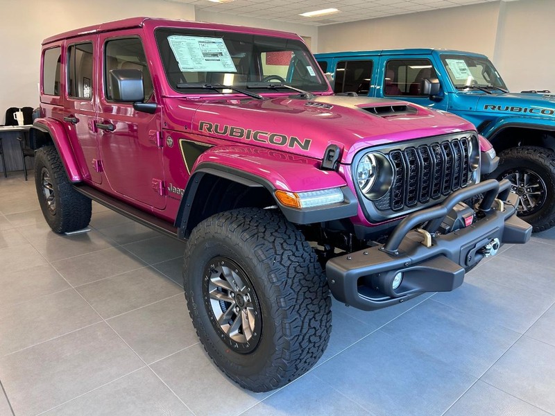 Jeep Wrangler Vehicle Full-screen Gallery Image 3
