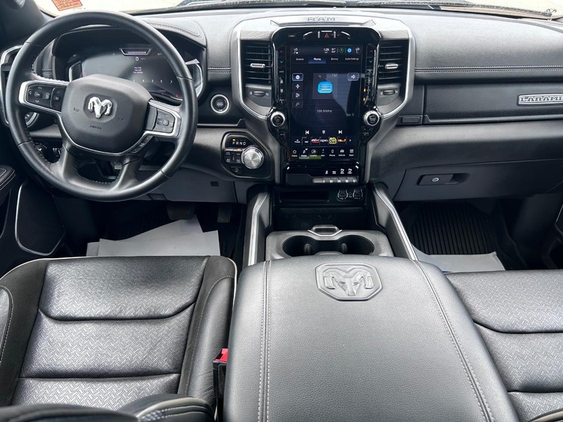 Ram 1500 Vehicle Full-screen Gallery Image 9