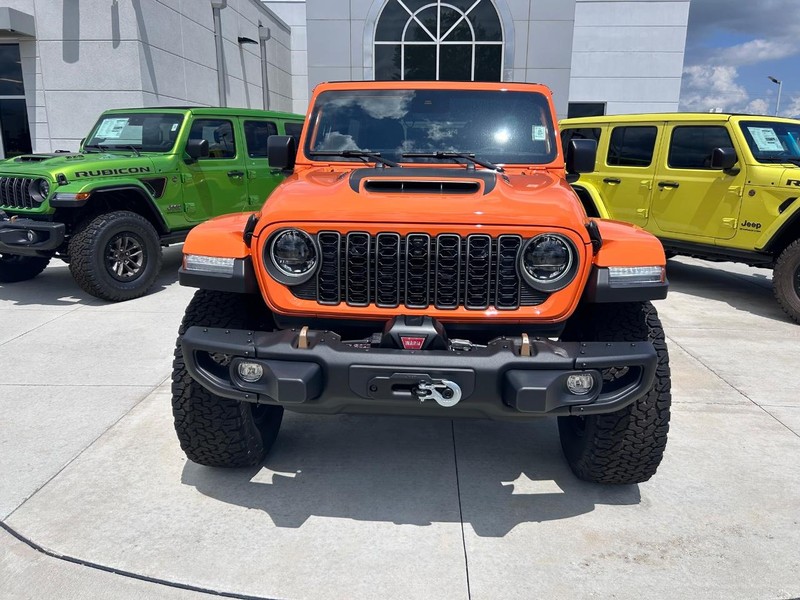 Jeep Wrangler Vehicle Full-screen Gallery Image 2
