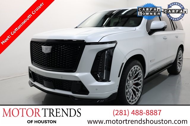 2025 Cadillac Escalade V's photo