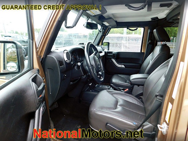 Jeep Wrangler Unlimited Vehicle Image 14
