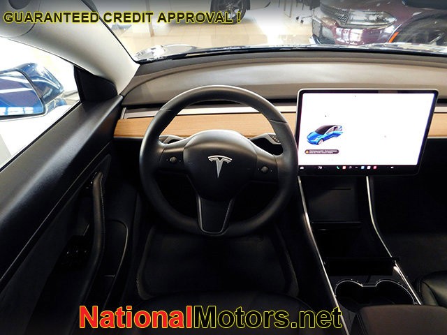 Tesla Model 3 Vehicle Image 12