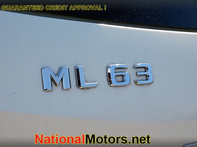 Mercedes-Benz M-Class Vehicle Image 17