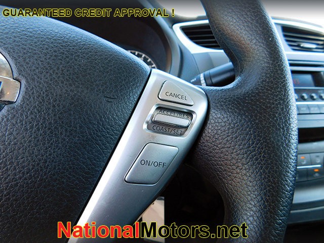 Nissan Sentra Vehicle Image 13