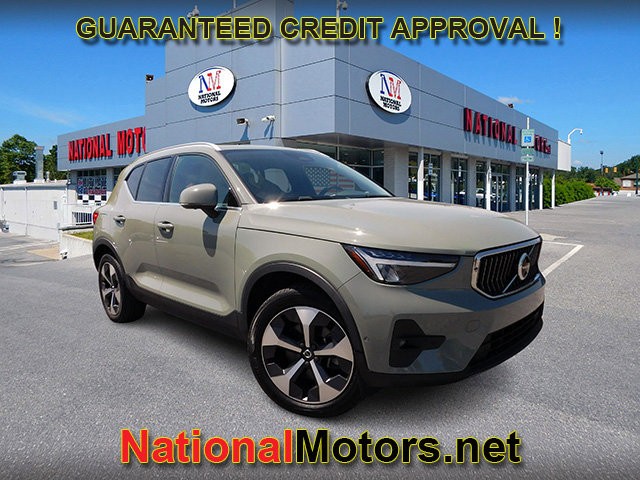 Volvo XC40 Plus Bright Theme - Ellicott City MD
